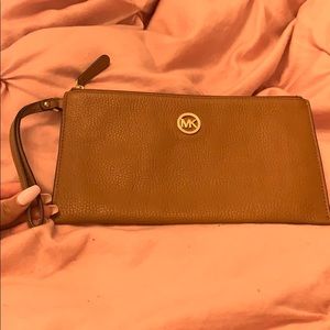 Michael Kors large wristlet